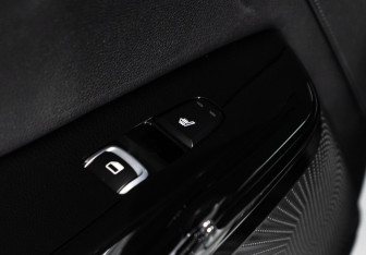 Подержанный автомобиль Kia K5 2022 года (23 фото)