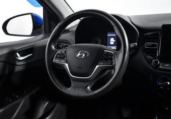 Подержанный автомобиль Hyundai Solaris Sedan 2020 года (15 фото)