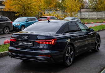 Подержанный автомобиль Audi A6 Sedan 2018 года (4 фото)