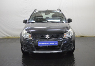 Подержанный автомобиль Suzuki SX4 Hatchback 2012 года (2 фото)