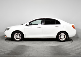 Подержанный автомобиль Geely Emgrand EC7 Sedan 2014 года (8 фото)