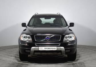 Подержанный автомобиль Volvo XC90 2013 года (2 фото)