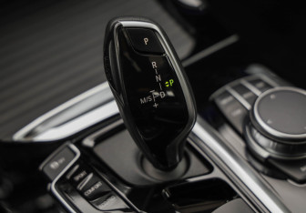 Подержанный автомобиль BMW X3 2020 года (22 фото)