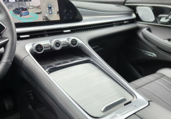 Подержанный автомобиль Exeed TXL 2024 года (22 фото)
