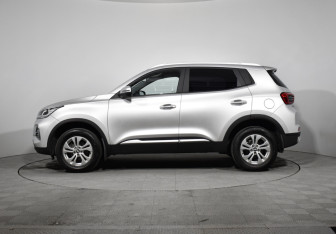Подержанный автомобиль Chery Tiggo 4 Pro 2024 года (8 фото)