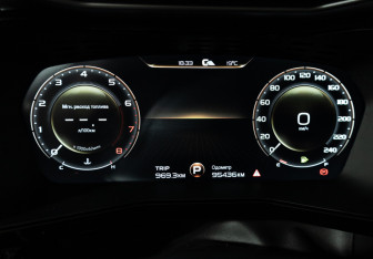 Подержанный автомобиль Geely Tugella 2021 года (12 фото)