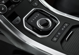 Подержанный автомобиль Land Rover Range Rover Evoque 2018 года (12 фото)