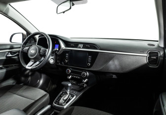 Подержанный автомобиль Kia Rio Sedan 2021 года (9 фото)