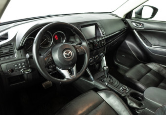 Подержанный автомобиль Mazda CX-5 2013 года (11 фото)