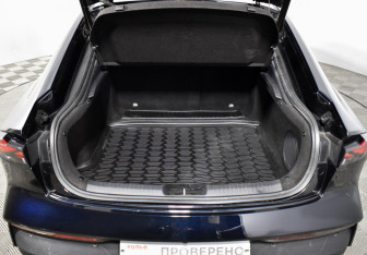 Подержанный автомобиль Changan UNI-V 2023 года (21 фото)