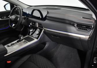 Подержанный автомобиль Exeed TXL 2022 года (14 фото)