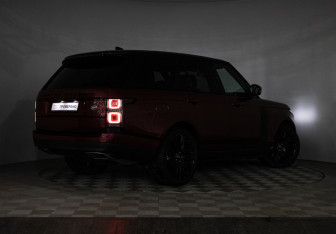 Подержанный автомобиль Land Rover Range Rover 2021 года (35 фото)