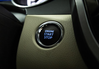 Подержанный автомобиль Toyota Camry Sedan 2020 года (23 фото)