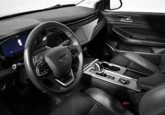 Подержанный автомобиль Omoda S5 2023 года (9 фото)