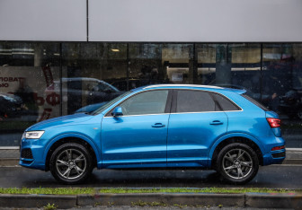 Подержанный автомобиль Audi Q3 2017 года (9 фото)