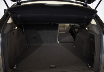 Подержанный автомобиль Audi Q5 2012 года (24 фото)