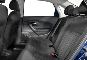 Подержанный автомобиль Volkswagen Polo Sedan 2016 года (12 фото)