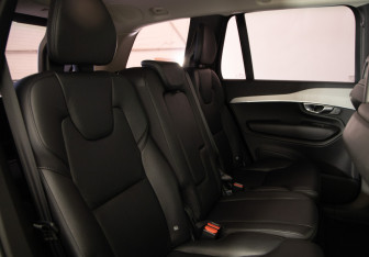 Подержанный автомобиль Volvo XC90 2016 года (12 фото)