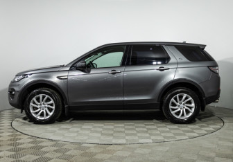 Подержанный автомобиль Land Rover Discovery Sport 2015 года (8 фото)