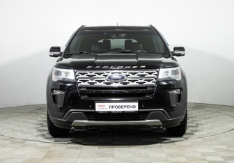 Подержанный автомобиль Ford Explorer 2018 года (2 фото)