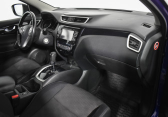 Подержанный автомобиль Nissan Qashqai 2014 года (12 фото)