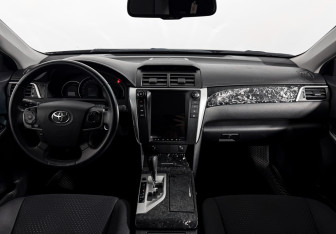 Подержанный автомобиль Toyota Camry Sedan 2012 года (14 фото)