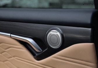 Подержанный автомобиль Voyah Free 2025 года (28 фото)