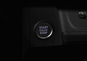 Подержанный автомобиль Audi A4 Sedan 2020 года (19 фото)