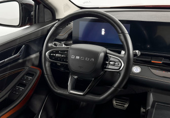 Подержанный автомобиль Omoda S5 GT 2023 года (16 фото)