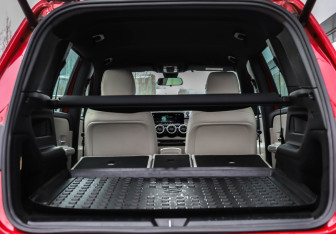 Подержанный автомобиль Mercedes-Benz GLB 2021 года (33 фото)