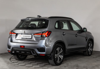 Подержанный автомобиль Mitsubishi ASX 2021 года (5 фото)