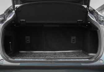 Подержанный автомобиль Geely Tugella 2022 года (36 фото)