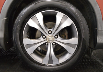 Подержанный автомобиль Honda CR-V 2012 года (9 фото)