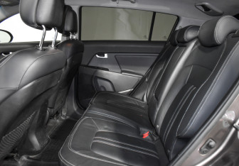 Подержанный автомобиль Kia Sportage 2014 года (12 фото)