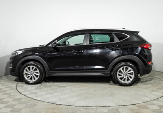 Подержанный автомобиль Hyundai Tucson 2017 года (8 фото)