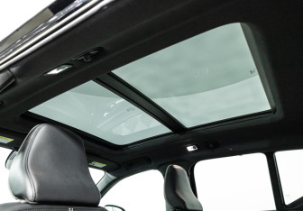 Подержанный автомобиль Volvo XC40 2018 года (24 фото)