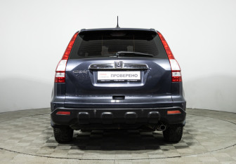 Подержанный автомобиль Honda CR-V 2008 года (6 фото)
