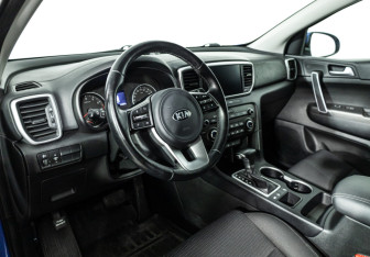 Подержанный автомобиль Kia Sportage 2021 года (11 фото)
