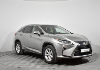 Подержанный автомобиль Lexus RX 2017 года (3 фото)