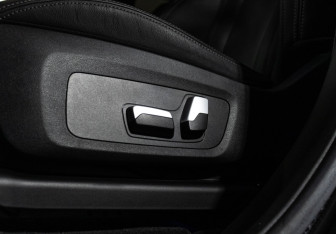 Подержанный автомобиль BMW X3 2021 года (21 фото)