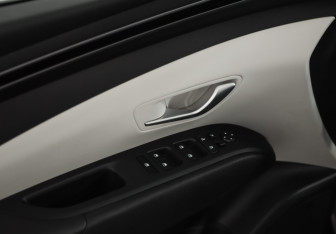 Подержанный автомобиль Hyundai Tucson 2021 года (23 фото)