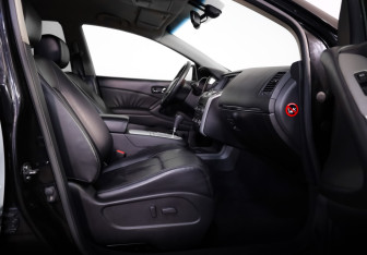 Подержанный автомобиль Nissan Murano Suv 2011 года (26 фото)