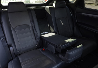 Подержанный автомобиль Lexus RX 2017 года (16 фото)