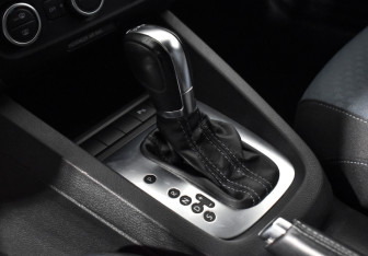 Подержанный автомобиль Volkswagen Jetta Sedan 2013 года (11 фото)