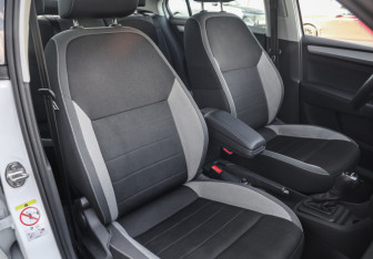 Подержанный автомобиль Skoda Rapid Liftback 2019 года (22 фото)