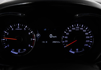 Подержанный автомобиль Kia Cerato Sedan 2017 года (22 фото)