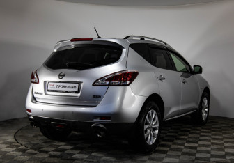 Подержанный автомобиль Nissan Murano Suv 2014 года (5 фото)