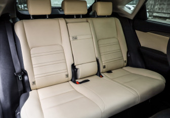 Подержанный автомобиль Lexus NX 2019 года (26 фото)