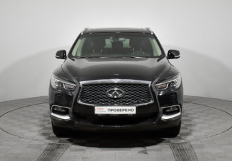 Подержанный автомобиль Infiniti QX60 2018 года (2 фото)