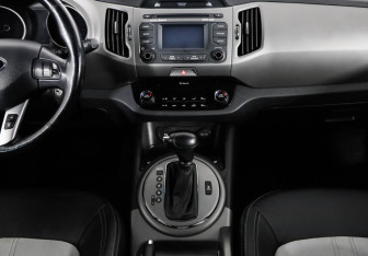 Подержанный автомобиль Kia Sportage 2014 года (14 фото)